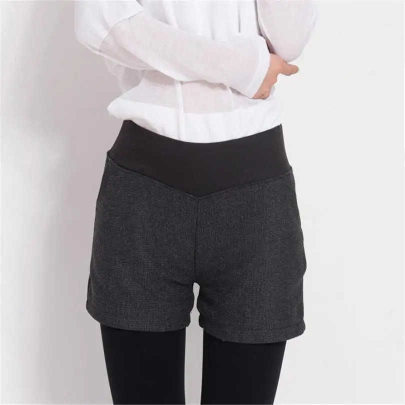 CHSDCSI Winter Shorts For Women Wool Shorts Grey High Elastic Waist Thick Loose Short Pants With Pockets Female Casual Bottom
CHSDCSI Winter Shorts For Women Wool Shorts Grey High Elastic Waist Thick Loose Short Pants With Pockets Female Casual Bottom