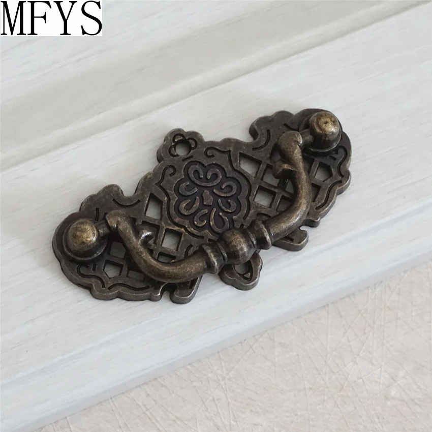 Old Look Drawer Handle Pulls w. Openwork Back Plate / Antique Bronze Rustic Dresser Handles / Furniture Woodworking Hardware
Old Look Drawer Handle Pulls w. Openwork Back Plate / Antique Bronze Rustic Dresser Handles / Furniture Woodworking Hardware