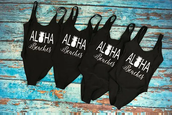 Индивидуальный пляжный костюм Aloha для подружки невесты с ананасом, купальный костюм для медового месяца, купальный костюм для невесты, свадебные костюмы
Индивидуальный пляжный костюм Aloha для подружки невесты с ананасом, купальный костюм для медового месяца, купальный костюм для невесты, свадебные костюмы
