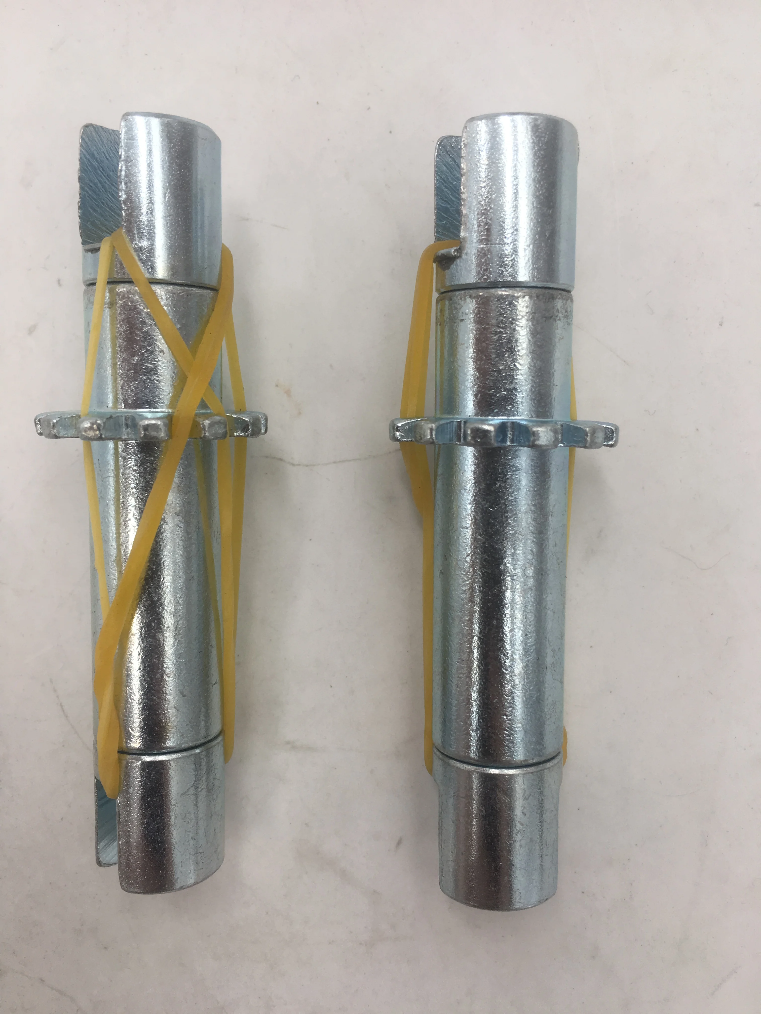 fit for VOLVO XC70 2000- HANDBRAKE SHOE ADJUSTER SCREW KIT, PARKING BRAKE REPAIR
fit for VOLVO XC70 2000- HANDBRAKE SHOE ADJUSTER SCREW KIT, PARKING BRAKE REPAIR