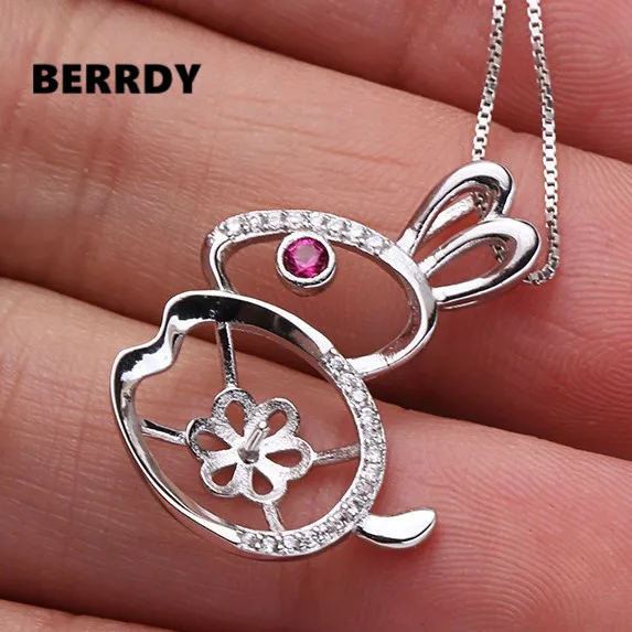 HOT Fashion Popular European Style Pearl Pendant Mountings, Pendant Findings, Pendant Settings Jewelry Parts Fittings
HOT Fashion Popular European Style Pearl Pendant Mountings, Pendant Findings, Pendant Settings Jewelry Parts Fittings