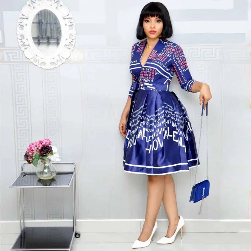 African Clothes Letter Retro Printed Dress Women Vintage Deep V-Neck A-Line Belt Maxi High Waist Dress Office Lady Bazin Dashiki
African Clothes Letter Retro Printed Dress Women Vintage Deep V-Neck A-Line Belt Maxi High Waist Dress Office Lady Bazin Dashiki