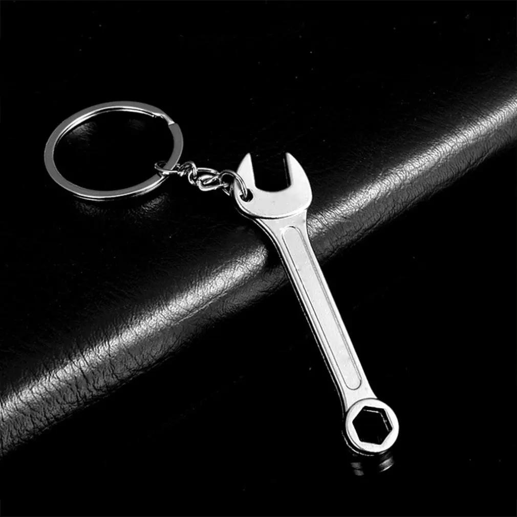 1 pc stylish Keychain Creative Key Chain Exquisite Durable Key Holder Weapon Model Key Fastener Pendant Buckle Pull Buckle
1 pc stylish Keychain Creative Key Chain Exquisite Durable Key Holder Weapon Model Key Fastener Pendant Buckle Pull Buckle