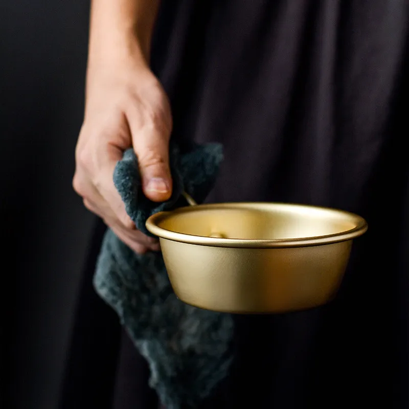 Creative Bowl Ware Golden Pot With Handle Breakfast Salad Pot Food Soup Mixing Bowl Korean Rice Wine Bowl And Porridge Container
Creative Bowl Ware Golden Pot With Handle Breakfast Salad Pot Food Soup Mixing Bowl Korean Rice Wine Bowl And Porridge Container