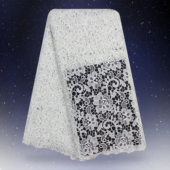 High Quality Guipure Lace /Nigerian Lace Fabrics/Water Soluble African White Lace Fabrics For African Parties 5yds With Stones
High Quality Guipure Lace /Nigerian Lace Fabrics/Water Soluble African White Lace Fabrics For African Parties 5yds With Stones