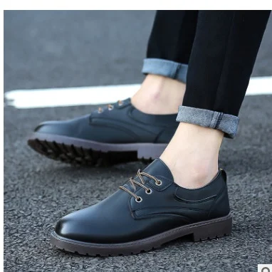 2017 High Quality Leather Dress Shoes new Style Business Wedding Formal Flats Black Shoes For Men SIZE 38-47
2017 High Quality Leather Dress Shoes new Style Business Wedding Formal Flats Black Shoes For Men SIZE 38-47