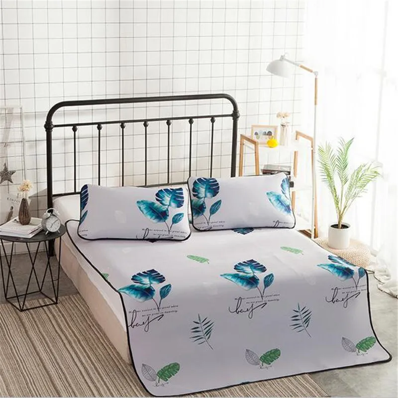 Printed ice silk mat three pcs Cool sair ice silk soft seats Washable summer mat 150X200cm
Printed ice silk mat three pcs Cool sair ice silk soft seats Washable summer mat 150X200cm