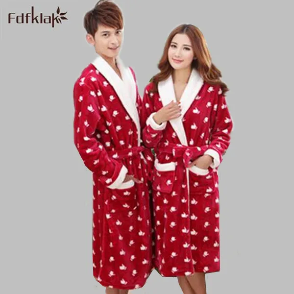 New 2018 fashion winter women and men's bathrobes flannel long dresses gowns winter bathrobe for couples pajamas robes 2XL Q767
New 2018 fashion winter women and men's bathrobes flannel long dresses gowns winter bathrobe for couples pajamas robes 2XL Q767