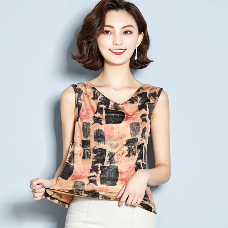 AOSSVIAO Leopard Print Cami Top Women Camisole Casual Summer Streetwear Strap Silk Camisoles For Women Deep Halter Tank Top Vest
AOSSVIAO Leopard Print Cami Top Women Camisole Casual Summer Streetwear Strap Silk Camisoles For Women Deep Halter Tank Top Vest