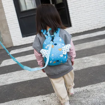 Fashion girls backpack cute kindergarten bag small wings cartoon backpack lightweight with traction rope backpack Dropship T705
Fashion girls backpack cute kindergarten bag small wings cartoon backpack lightweight with traction rope backpack Dropship T705