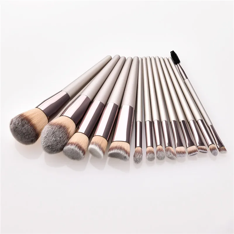 14pcs/lot Makeup Brushes Set champagne Foundation Blending Blush Eye Shadow Brow Fan Lip Face Make Up kabuki Brush Kit T14008
14pcs/lot Makeup Brushes Set champagne Foundation Blending Blush Eye Shadow Brow Fan Lip Face Make Up kabuki Brush Kit T14008