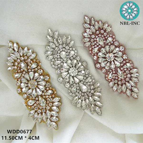 (30pcs) Wholesale bridal hand beaded sewing rose gold silver crystal rhinestone applique IRON ON for wedding dresses WDD0677
(30pcs) Wholesale bridal hand beaded sewing rose gold silver crystal rhinestone applique IRON ON for wedding dresses WDD0677