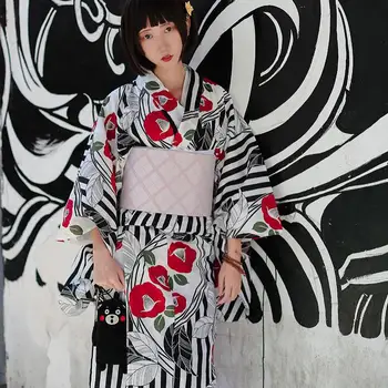 Vintage Female Kimono Traditional Japanese Yukata Novelty 9PCS Cosplay Costume Set Striped Long Robe Girl Stage Show Clothing
Vintage Female Kimono Traditional Japanese Yukata Novelty 9PCS Cosplay Costume Set Striped Long Robe Girl Stage Show Clothing