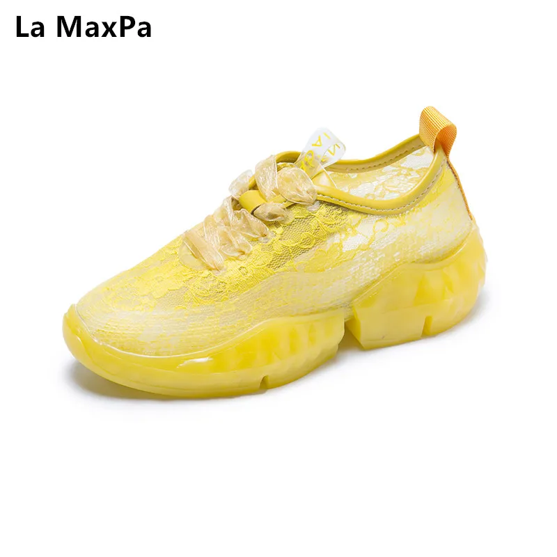 Spring Summer New Women Shoes Lace Silk Mesh Jelly Sole Thick Soled Fairy Shoes Lace Flat Soled Leisure Fashion Sneakers
Spring Summer New Women Shoes Lace Silk Mesh Jelly Sole Thick Soled Fairy Shoes Lace Flat Soled Leisure Fashion Sneakers