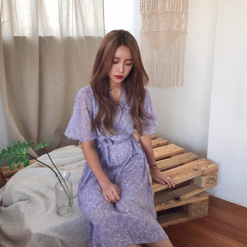 BGTEEVER Bohemian Print Summer Dress Women Lace Up Short Sleeve Female Midi Dress Chiffon V-neck Sexy Ladies Dresses Vestidos
BGTEEVER Bohemian Print Summer Dress Women Lace Up Short Sleeve Female Midi Dress Chiffon V-neck Sexy Ladies Dresses Vestidos