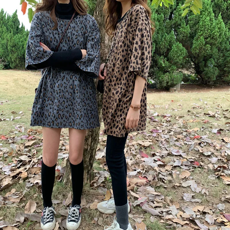 Harajuku Modis Vogue Korean Style Summer Women Print Leopard Tshirt Girls Streetwear Plus Size Haut Femme Tops Mujer Midi Tees
Harajuku Modis Vogue Korean Style Summer Women Print Leopard Tshirt Girls Streetwear Plus Size Haut Femme Tops Mujer Midi Tees