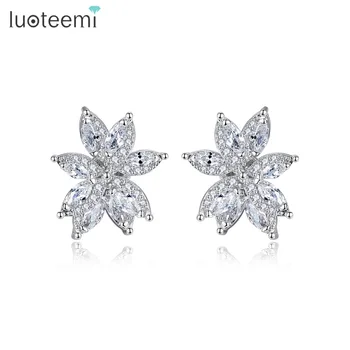 LUOTEEMI New Delicated Flower Stud Earrings for Women Girls Dating Wedding with Shiny Cubic Zircon Two Colors Fashion Jewelry
LUOTEEMI New Delicated Flower Stud Earrings for Women Girls Dating Wedding with Shiny Cubic Zircon Two Colors Fashion Jewelry