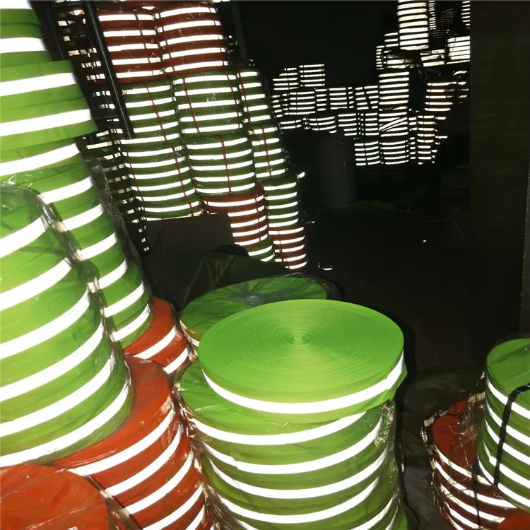 Polyester High Bright Reflective Strip Reflective Ribbon Traffic Warning Webbing
Polyester High Bright Reflective Strip Reflective Ribbon Traffic Warning Webbing