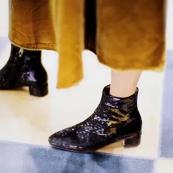 Fashion Women Boots 2018 Bling Glitter Paillette Women Ankle Boots Square Heel Black Silver Sequin Boots Winter Women Shoes
Fashion Women Boots 2018 Bling Glitter Paillette Women Ankle Boots Square Heel Black Silver Sequin Boots Winter Women Shoes