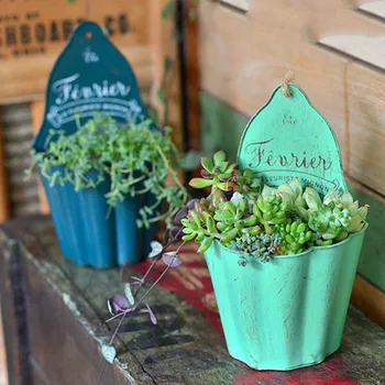 Roceries Handmade Vintage Wind Iron Wave Succulent Flower Wall Hanging Flower Bucket Garden Gardening Decoration 
Roceries Handmade Vintage Wind Iron Wave Succulent Flower Wall Hanging Flower Bucket Garden Gardening Decoration