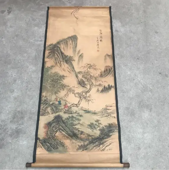 Antique calligraphy and painting Chudo landscape painting indoor pendant ornament
Antique calligraphy and painting Chudo landscape painting indoor pendant ornament