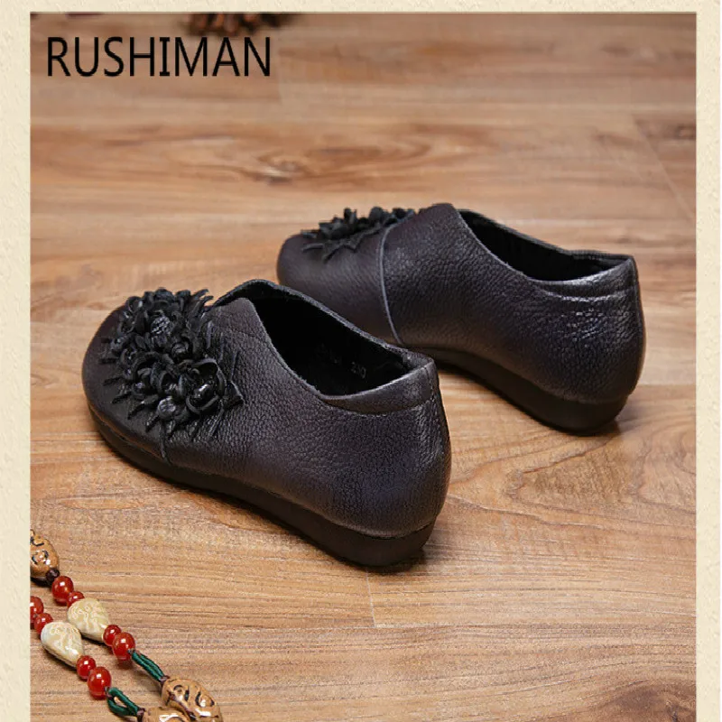RUSHIMAN 2018Autumn new national style leather lady shallow single shoes with soft bottom flowers jumping square shoes size35-40
RUSHIMAN 2018Autumn new national style leather lady shallow single shoes with soft bottom flowers jumping square shoes size35-40