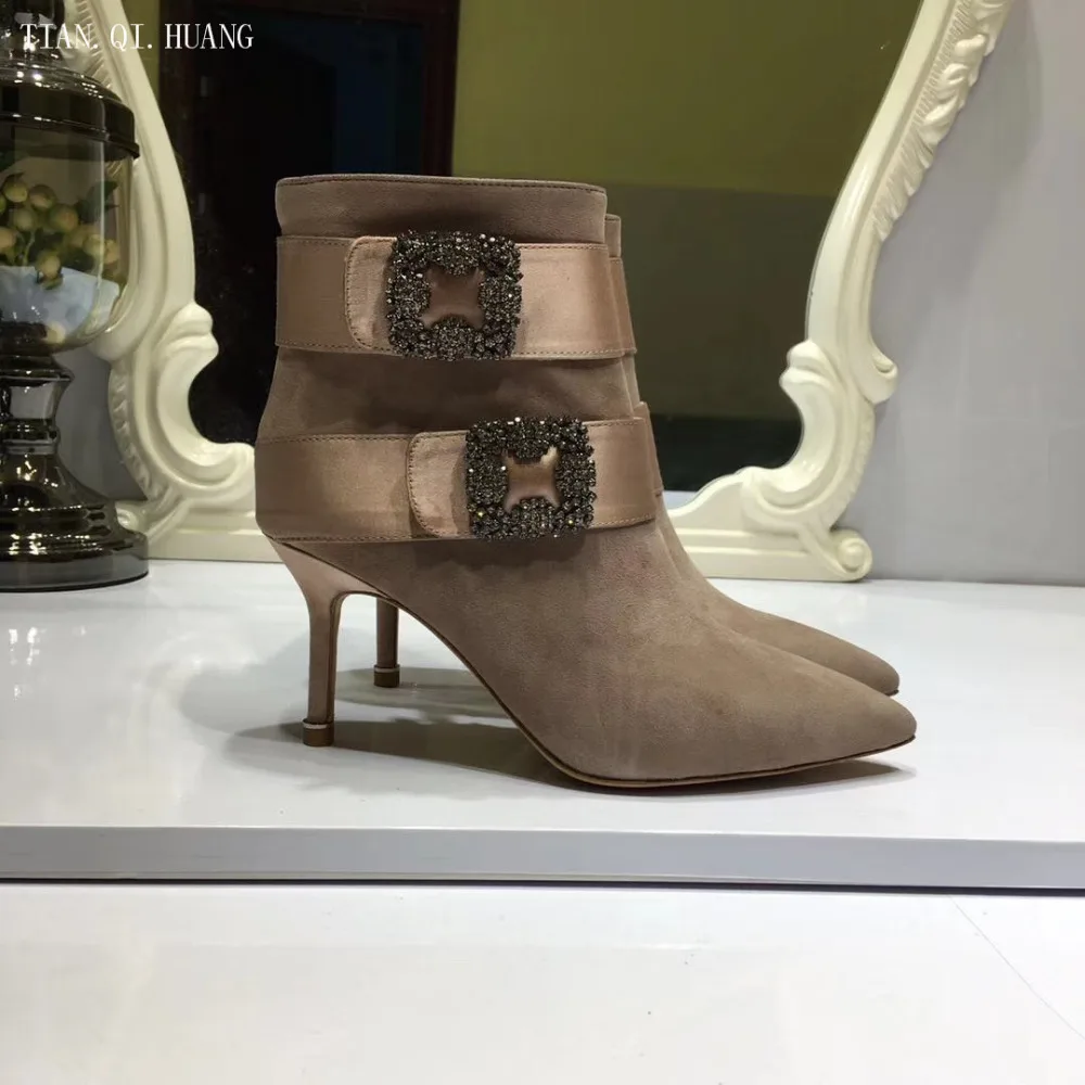 New Style Classic Fashion Design Woman Ankle Boots High Heels Women Genuine Leather Boots High Quality Pumps Shoes TIAN.QI.HUANG
New Style Classic Fashion Design Woman Ankle Boots High Heels Women Genuine Leather Boots High Quality Pumps Shoes TIAN.QI.HUANG