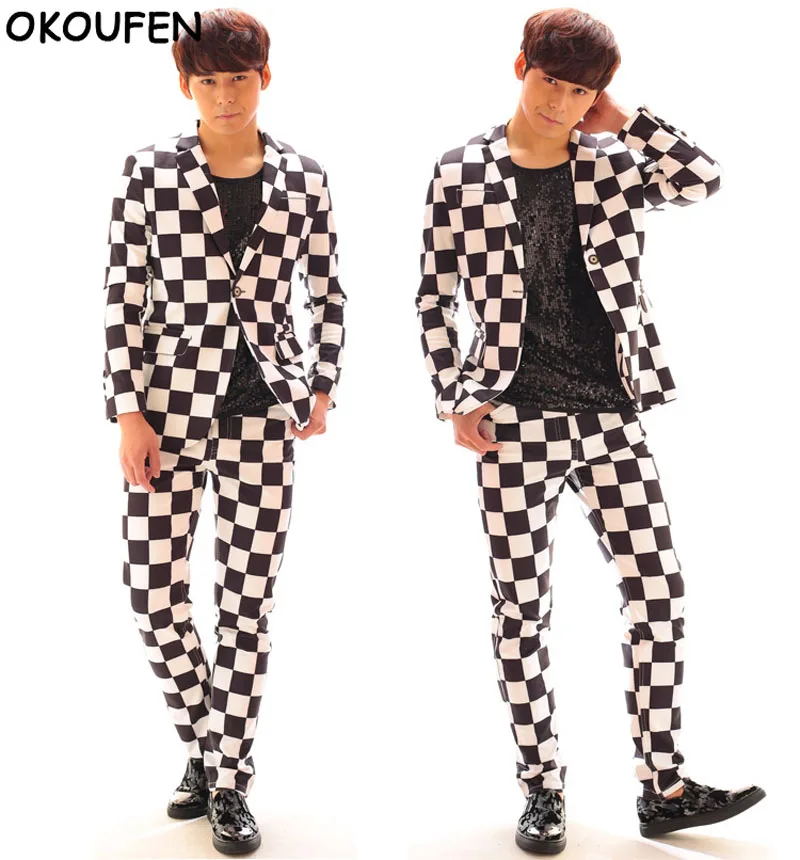 Fashion Men Black White Plaid Suit Jacket Costumes Nightclub male Singer DJ Host Concert Blazers Stage Performance Costume
Fashion Men Black White Plaid Suit Jacket Costumes Nightclub male Singer DJ Host Concert Blazers Stage Performance Costume