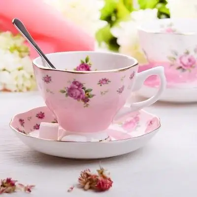 European Bone china coffee set Creative simple mug ceramic porcelain dish Afternoon tea milk cup 200ML
European Bone china coffee set Creative simple mug ceramic porcelain dish Afternoon tea milk cup 200ML