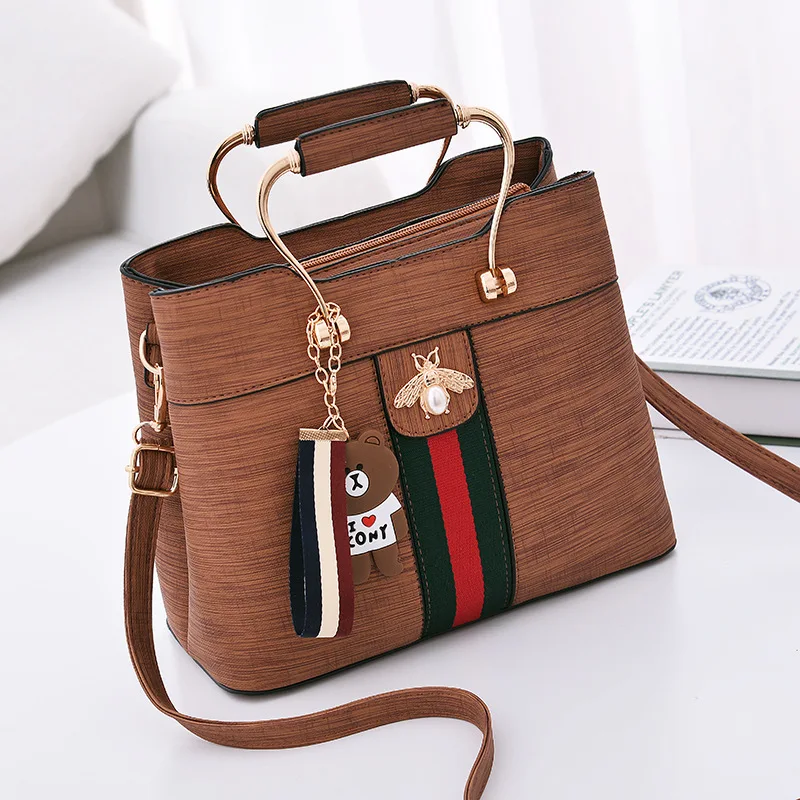 Bags for Women 2019 Fashion Bags Bee Metal Small Square Pack Shoulder Bag Crossbody bags for Women Designer purses Handbags
Bags for Women 2019 Fashion Bags Bee Metal Small Square Pack Shoulder Bag Crossbody bags for Women Designer purses Handbags