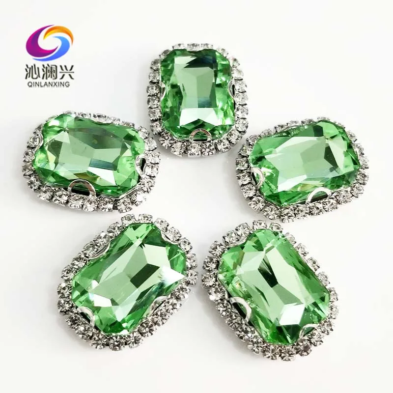 Light green 3D Anti scratch top glass crystal buckle,Silver bottom Sew on stones,DIY/Clothing/wedding decoration SWCB16
Light green 3D Anti scratch top glass crystal buckle,Silver bottom Sew on stones,DIY/Clothing/wedding decoration SWCB16