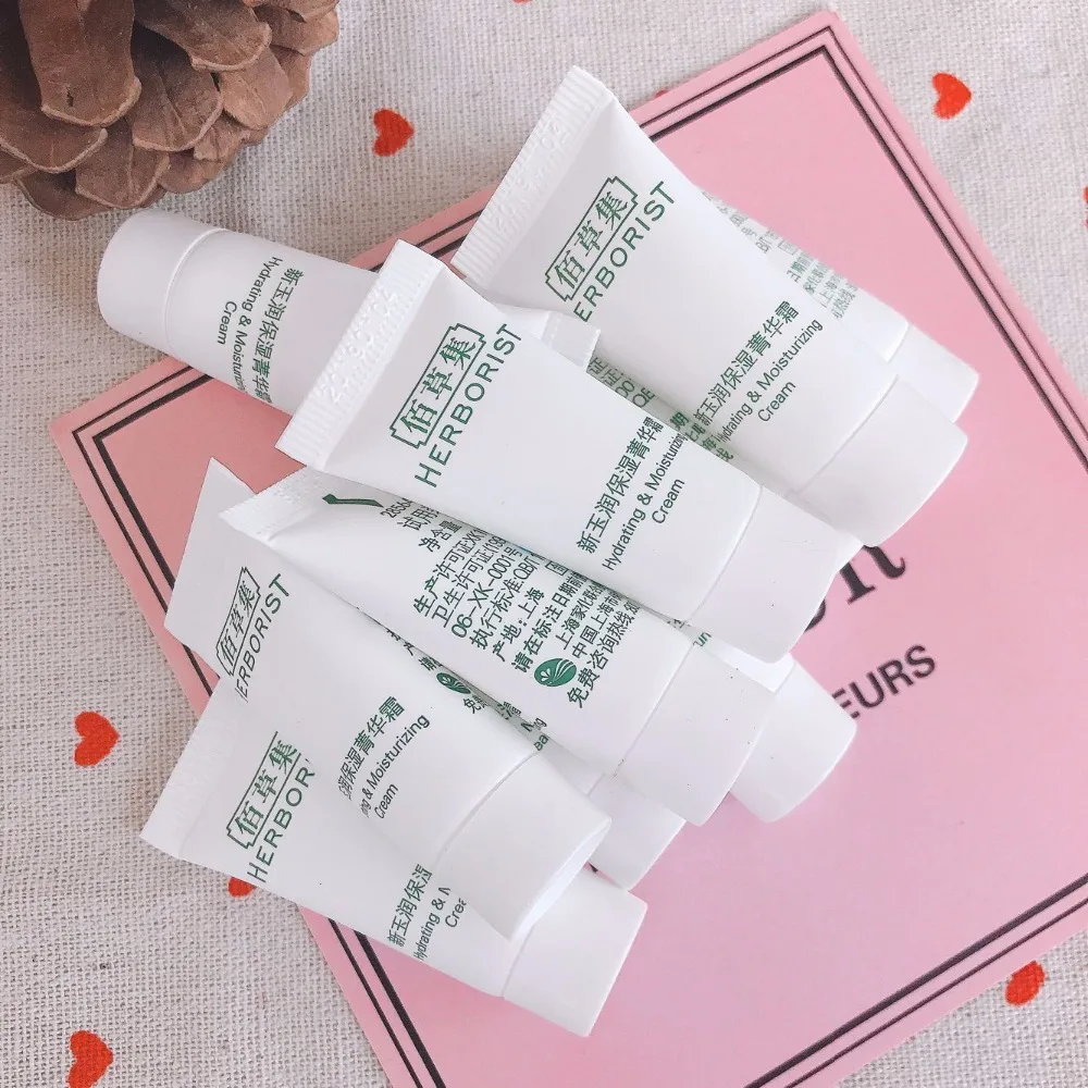 old brand china Herborist New anti wrinkle day cream, firming and moisturizing cream, skin care 20pcs
old brand china Herborist New anti wrinkle day cream, firming and moisturizing cream, skin care 20pcs