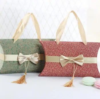 New Style Wedding Pillow Shape Candy Box With Bowknot Colorful Gift Box for Wedding Party Favor Decor Wholesales SN031
New Style Wedding Pillow Shape Candy Box With Bowknot Colorful Gift Box for Wedding Party Favor Decor Wholesales SN031