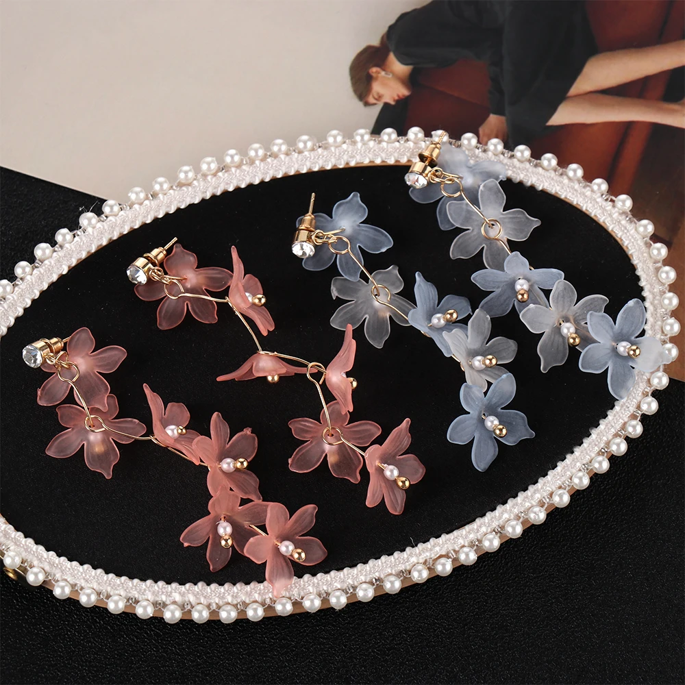 Vintage Creative Temperament Contracted Fashion Trendy Earrings Flowers Stud Earrings For Women Woman Stud Earrings Fine Jewelry
Vintage Creative Temperament Contracted Fashion Trendy Earrings Flowers Stud Earrings For Women Woman Stud Earrings Fine Jewelry