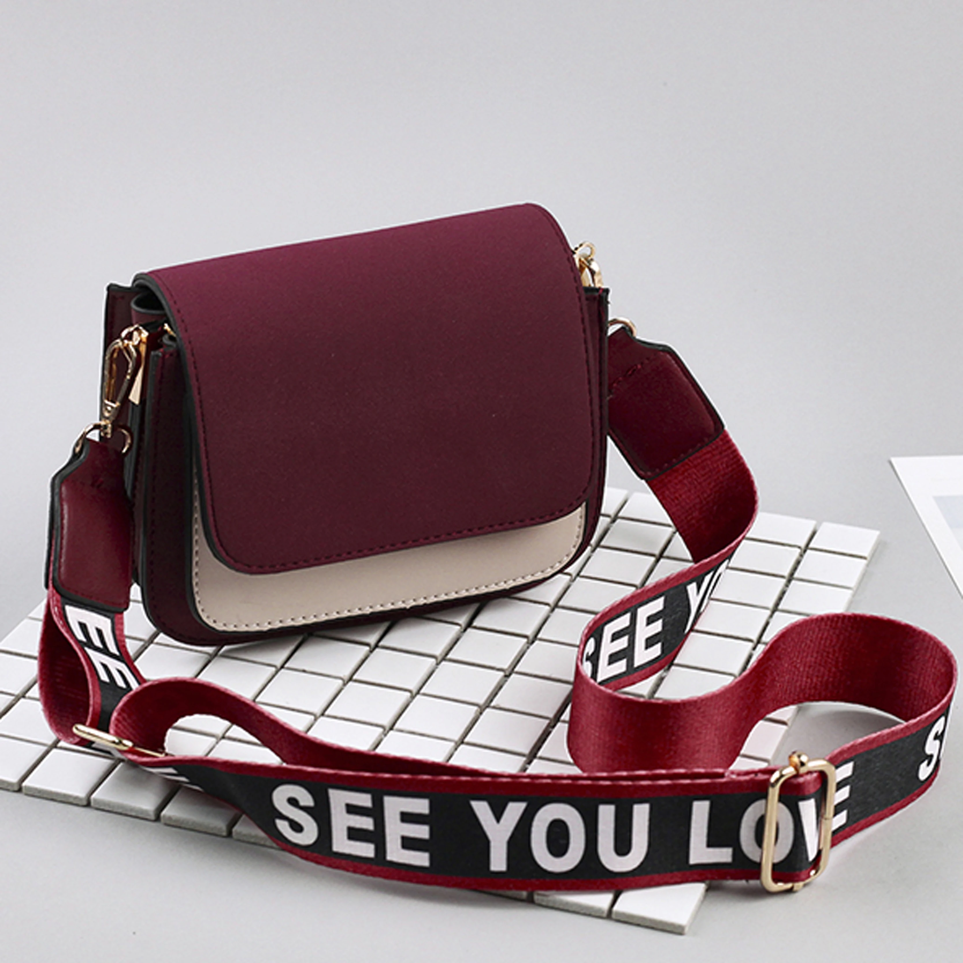 New Women Brand Desinger Bag Hit Color Leather Wide Strap Shoulder Bag Female Crossbody Bag For Girls Ladies Messenger Bag 575
New Women Brand Desinger Bag Hit Color Leather Wide Strap Shoulder Bag Female Crossbody Bag For Girls Ladies Messenger Bag 575