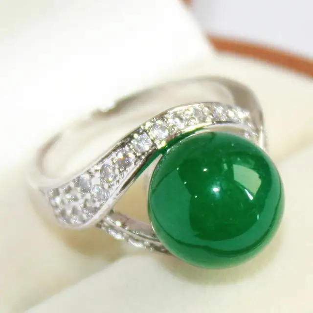 elegant lady's silver plated with crystal decorated &12mm green jade ring(#7 8 9 10)
elegant lady's silver plated with crystal decorated &12mm green jade ring(#7 8 9 10)