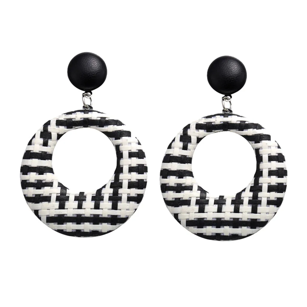 Bohemian Style Wood Earrings Bamboo Rattan Geometric Round Earrings Ladies Jewelry For Women Luxury A523
Bohemian Style Wood Earrings Bamboo Rattan Geometric Round Earrings Ladies Jewelry For Women Luxury A523