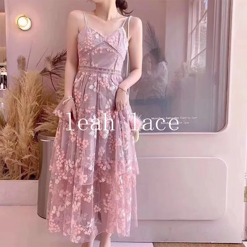stock 5yards/bag SJXP22# Mixed color embroidered flower sequins 3D effect fabric used for wedding dress fashion stage
stock 5yards/bag SJXP22# Mixed color embroidered flower sequins 3D effect fabric used for wedding dress fashion stage