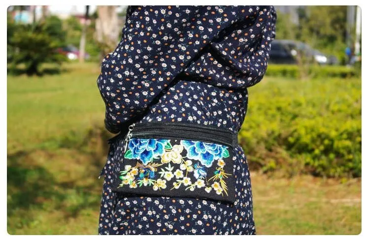 Fashion Bohemian Embroidered Women Small waist bags!Multi Floral embroidered Vintage Lady Waist Packs National Canvas Waist bag
Fashion Bohemian Embroidered Women Small waist bags!Multi Floral embroidered Vintage Lady Waist Packs National Canvas Waist bag