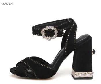 2019 fashion women dress shoes open toe high heels party shoes summer gladiator sandals diamond buckle sandals chunky heel shoes
2019 fashion women dress shoes open toe high heels party shoes summer gladiator sandals diamond buckle sandals chunky heel shoes