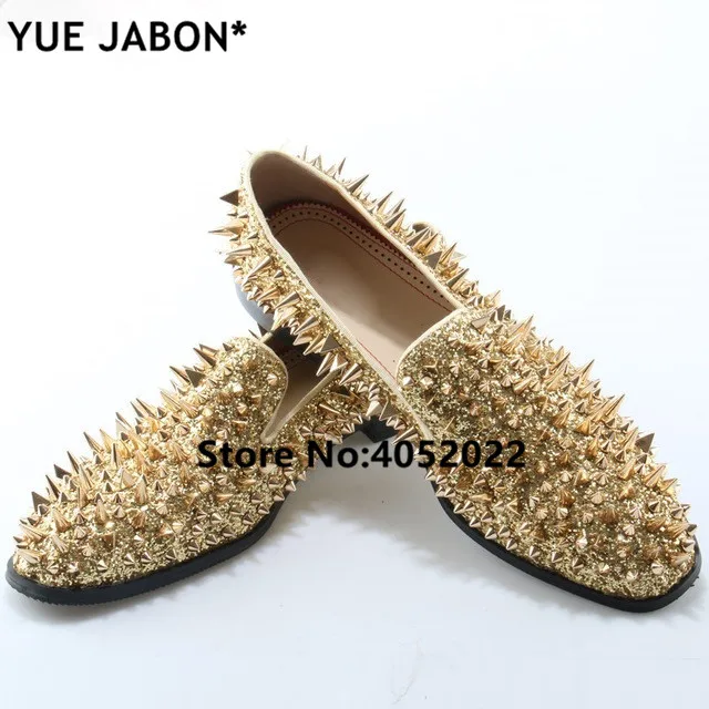 

Fashion Gold Spiked Loafers Shoes Men Bling Sequins Banque Wedding Shoes Male Slip On Rivets Men Shoes Leather Men loafers