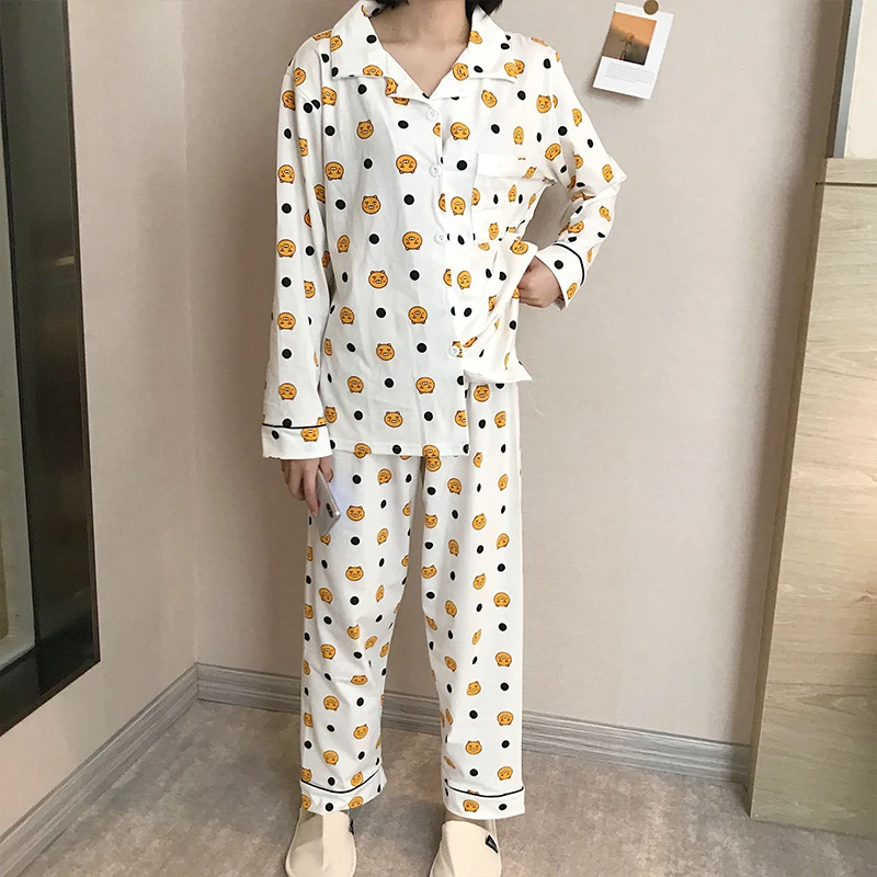 kpop Blackpink 2019 new streetwear Harajuku cotton pajamas Women/Men exo Spring autumn sleepwear Set Girl Pajamas Home Suit Sets
kpop Blackpink 2019 new streetwear Harajuku cotton pajamas Women/Men exo Spring autumn sleepwear Set Girl Pajamas Home Suit Sets