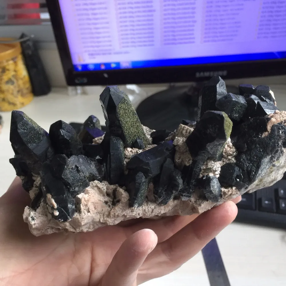 dohaibogoo 11.11 Special Offer AB12-1.2kg Natural Healing Quartz Crystal Cluster Specimen 2019 hot sale Christmas Decoration
dohaibogoo 11.11 Special Offer AB12-1.2kg Natural Healing Quartz Crystal Cluster Specimen 2019 hot sale Christmas Decoration