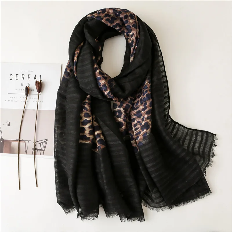 2019 Spring Autumn Fashion Ombere Leopard Viscose Scarf Ladies Print Shawls and Wraps Neck Snood Bandana Foulards Hijab Sjaal
2019 Spring Autumn Fashion Ombere Leopard Viscose Scarf Ladies Print Shawls and Wraps Neck Snood Bandana Foulards Hijab Sjaal