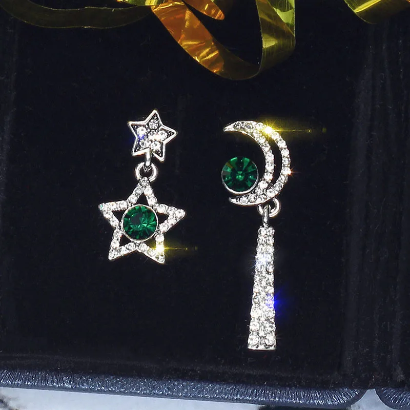Korean Style Trendy Female Geometric Star Moon Asymmetrical Earrings For Women Fashion Green Crystal Rhinestone Drop Earring
Korean Style Trendy Female Geometric Star Moon Asymmetrical Earrings For Women Fashion Green Crystal Rhinestone Drop Earring