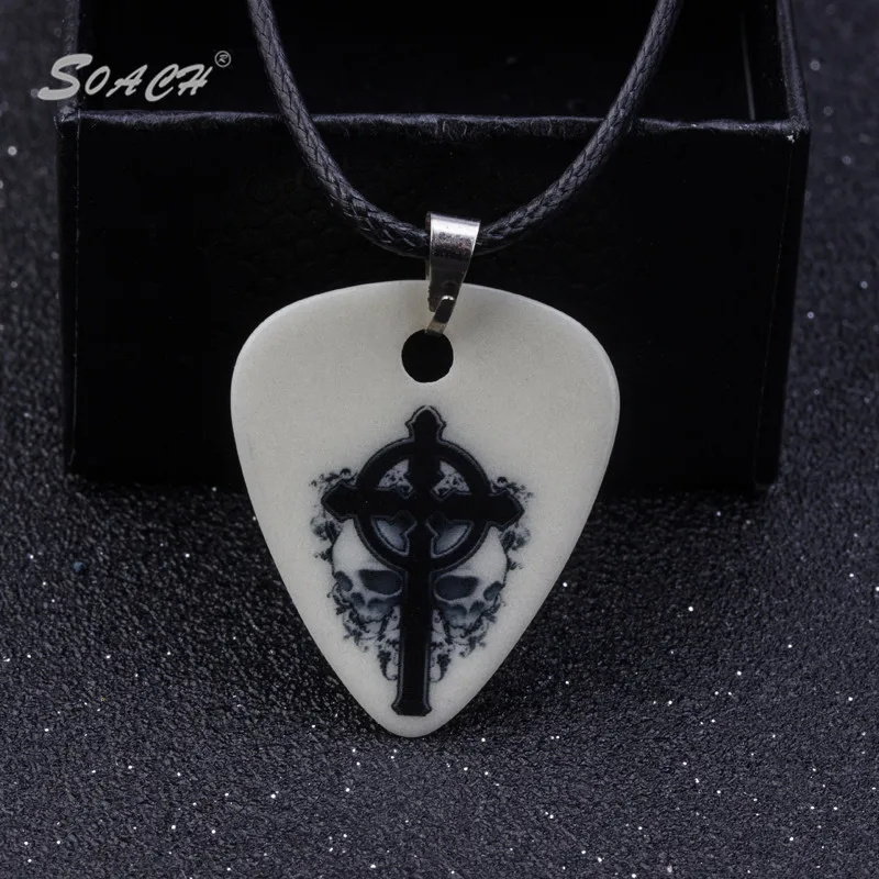 SOACH 1.0mm guitar picks Necklace Pendant Strips Chain Necklaces Jewelry Guitar Accessories A variety of styles
SOACH 1.0mm guitar picks Necklace Pendant Strips Chain Necklaces Jewelry Guitar Accessories A variety of styles