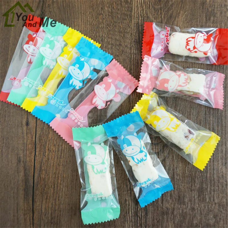 100Pcs/Lot Handmade DIY Nougat Plastic Package Dairy Cattle Pattern Food Decoration Packing Candy Wrapping Bakery Bag
100Pcs/Lot Handmade DIY Nougat Plastic Package Dairy Cattle Pattern Food Decoration Packing Candy Wrapping Bakery Bag