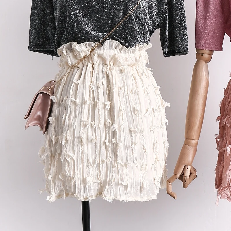 ALPHALMODA 2018 Summer Women Tassel Chiffon New Skirt All-match Elastic Waist Fringed Fashion Fold Sweet Mini-skirt
ALPHALMODA 2018 Summer Women Tassel Chiffon New Skirt All-match Elastic Waist Fringed Fashion Fold Sweet Mini-skirt