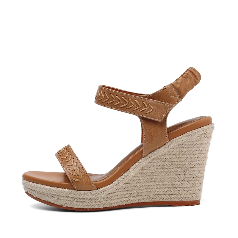 Comfortable open-toe sheepskin wedge sandals popular leather for women with ultra-high heels in a retro fashion for summer 2019
Comfortable open-toe sheepskin wedge sandals popular leather for women with ultra-high heels in a retro fashion for summer 2019