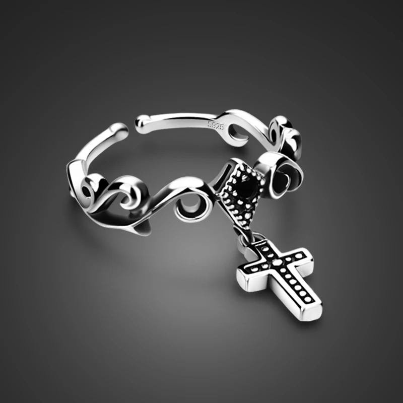 Gothic style new 925 sterling silver ring rock ring cross pendant design solid silver ring girl popular jewelry free shipping
Gothic style new 925 sterling silver ring rock ring cross pendant design solid silver ring girl popular jewelry free shipping
